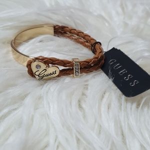 6 for $30‼or 3 for $19‼Guess brand new bracelet